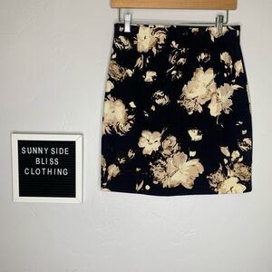 Becoming Navy Blue Floral Pencil Mini Skirt Stretch Size Medium